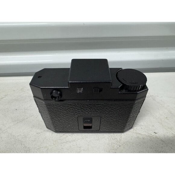 Holga 120Sf Instant Film Camera - Picture 4 of 9